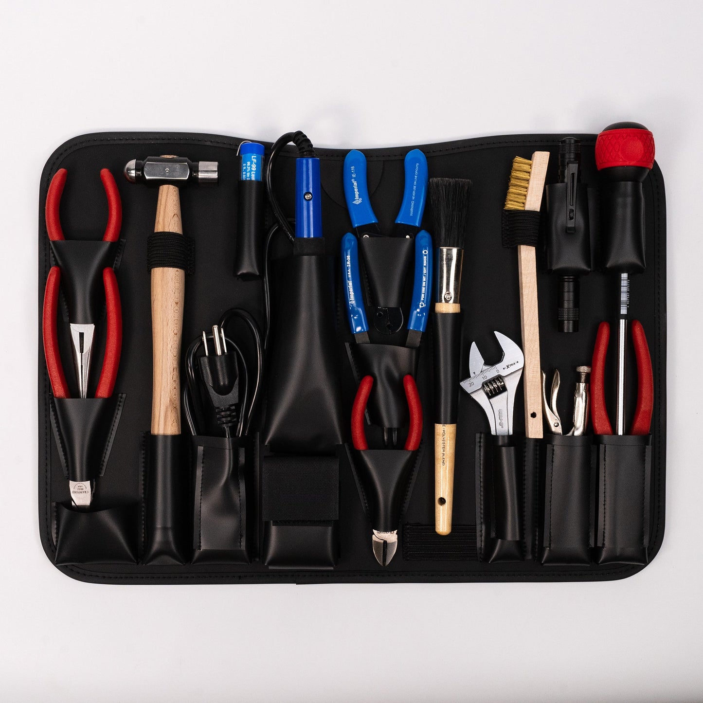 Kit d'outils pour photocopieur standard Crawford - 42-G258 dans une mallette à outils Ultimate Gladiator 8 Deep