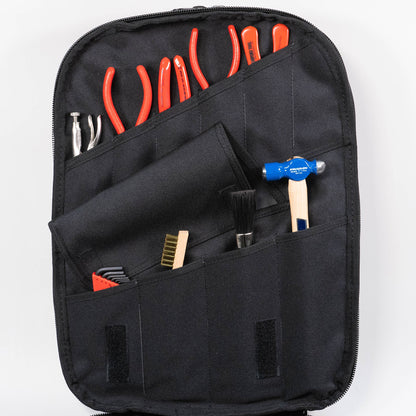 Trousse d'outils de base pour photocopieur Crawford - 40-BP4 dans une mallette à outils zippée à 4 panneaux type sac à dos