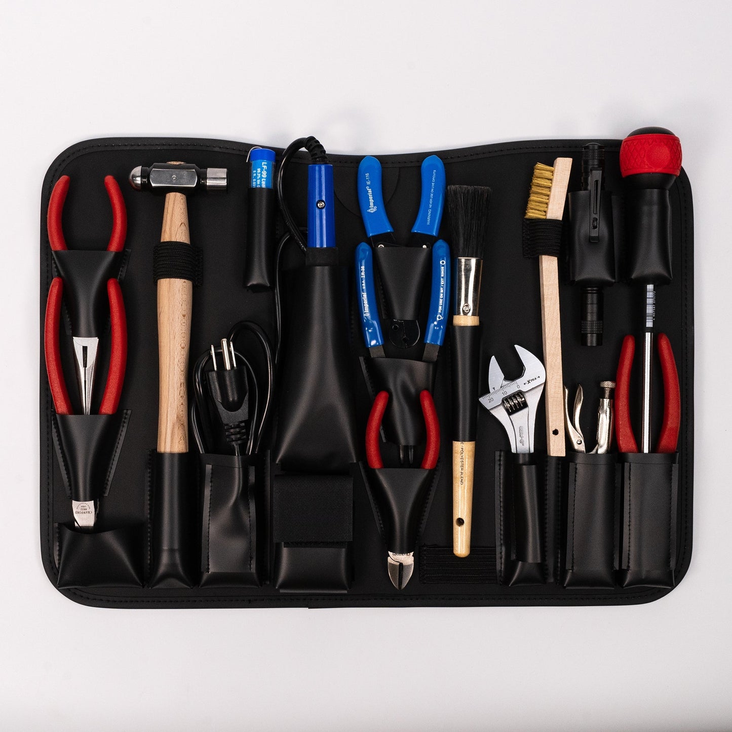 Kit d'outils pour photocopieur standard Crawford - 42-926T dans une mallette à outils Gladiator 6 Deep