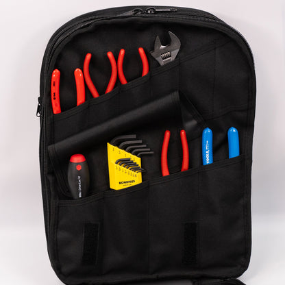 Trousse à outils universelle Crawford pour l'électronique - 63-BP4 dans une mallette à outils à sac à dos à 4 panneaux